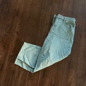 curvy straight jeans